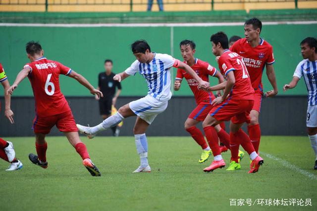 女足失误导致被平，张炜琪把握机会打入扳平球